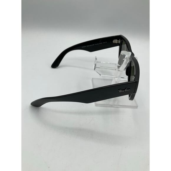 Pre-Owned Ray Ban RB 0840-S Polarized Mega Wayfarer Sunglasses- Black - Picture 2 of 8
